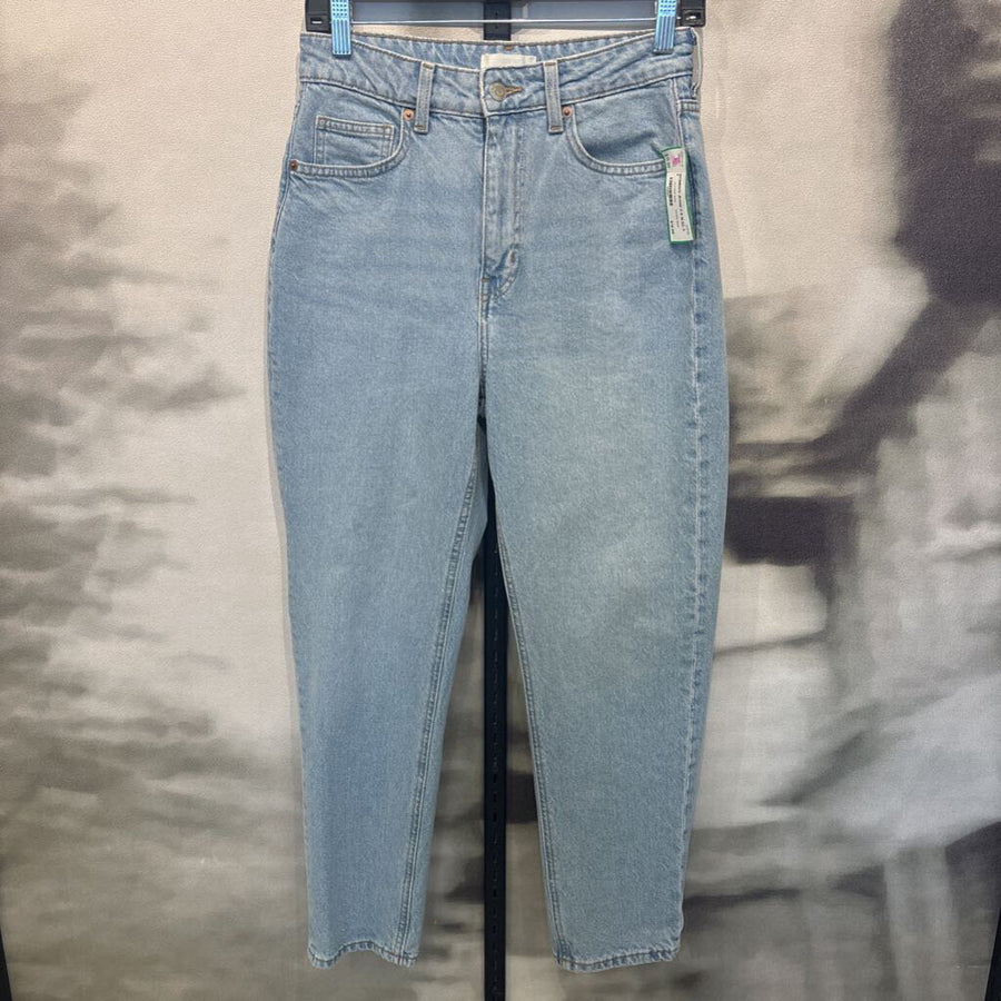 H & M WOMEN'S JEANS 4