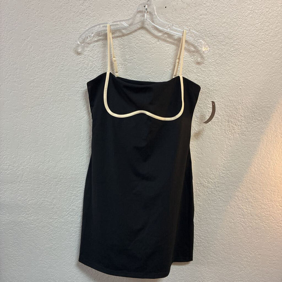 WOMEN'S DRESSES L