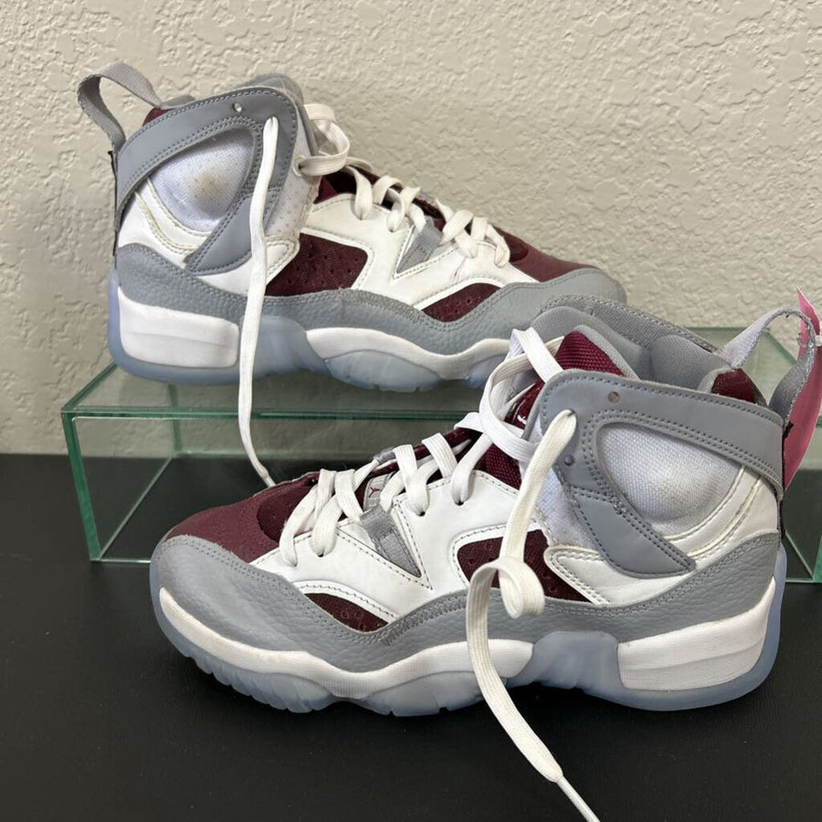 Jordan BOY'S FOOTWEAR 5Y