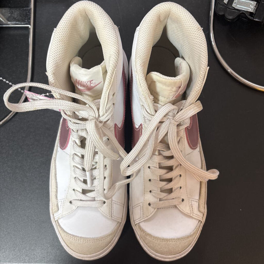 NIKE GIRL'S FOOTWEAR 7