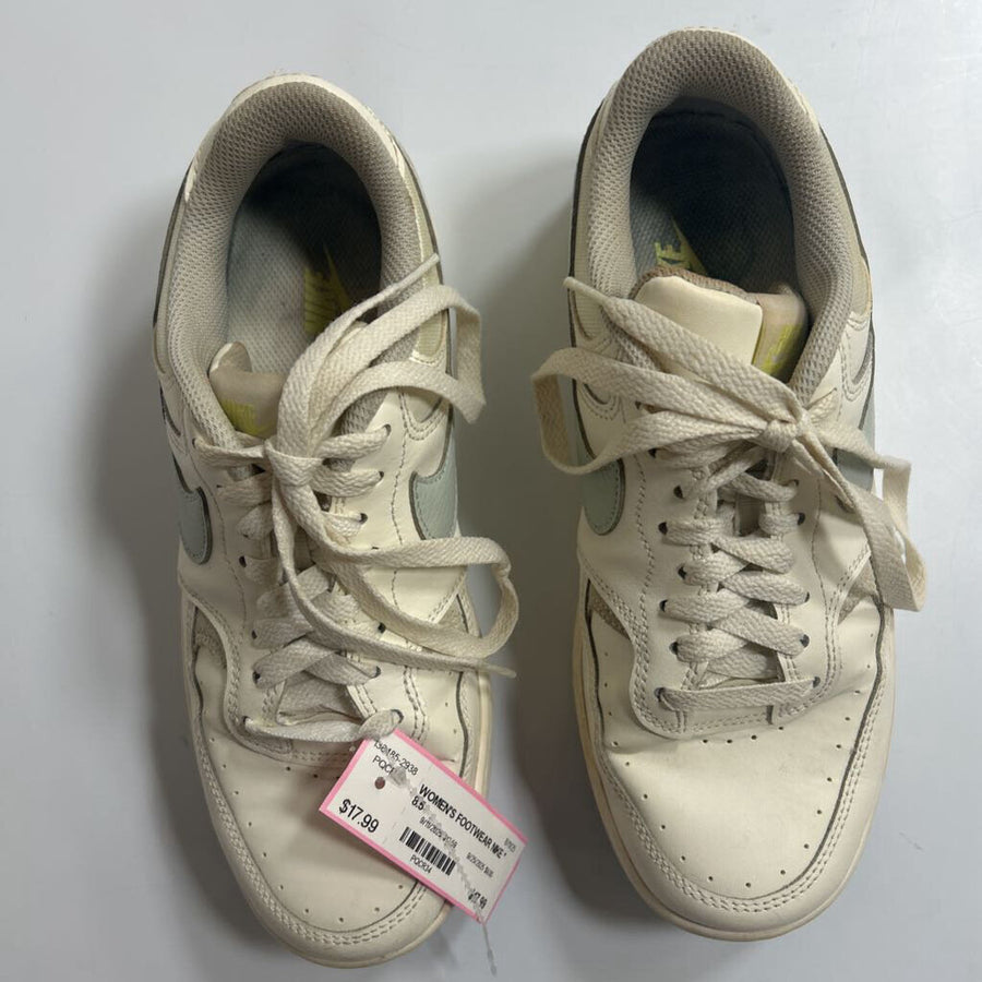 NIKE WOMEN'S FOOTWEAR 8.5