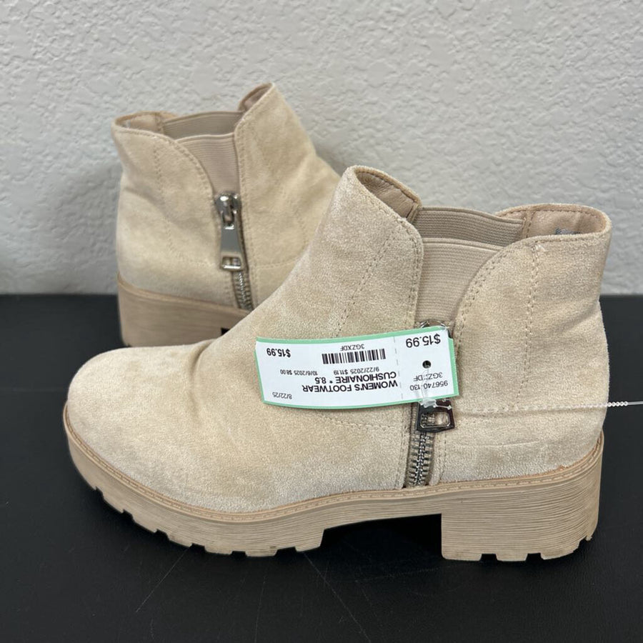 CUSHIONAIRE WOMEN'S FOOTWEAR 8.5