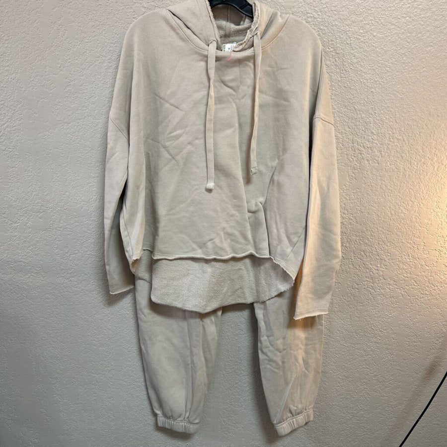 WOMEN'S PANTS M
