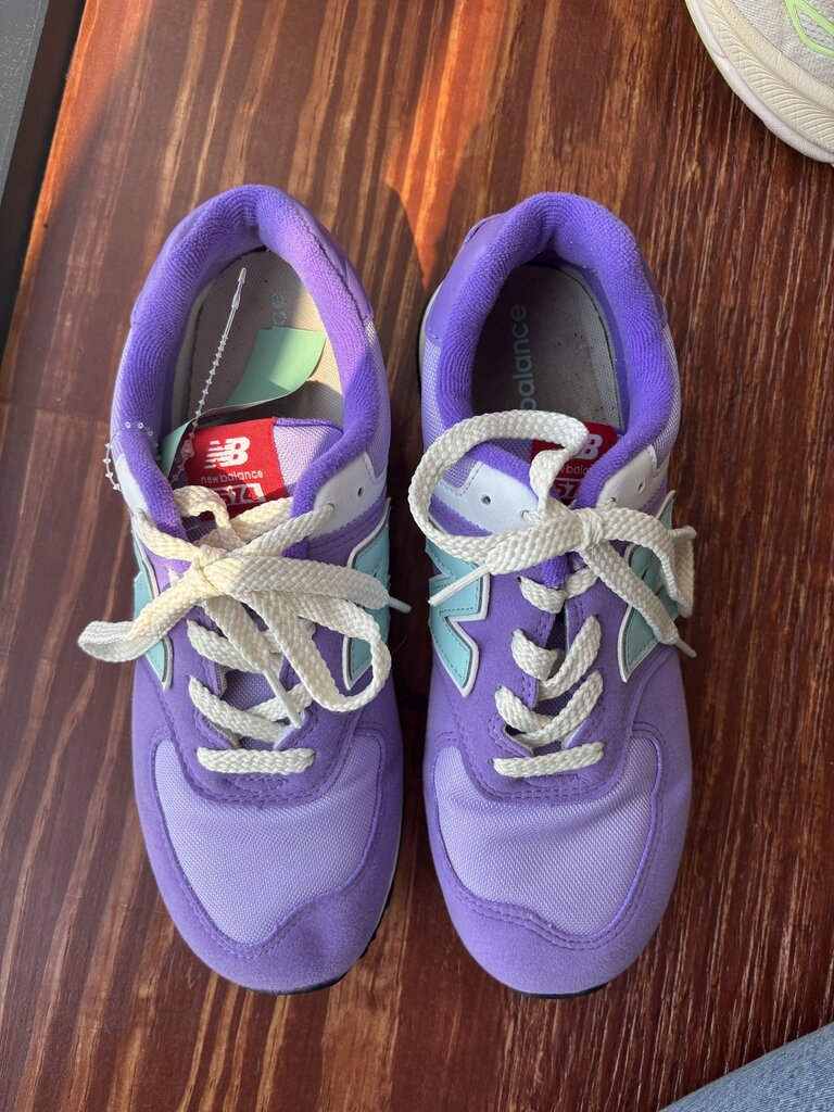 New Balance WOMEN'S FOOTWEAR 5.5