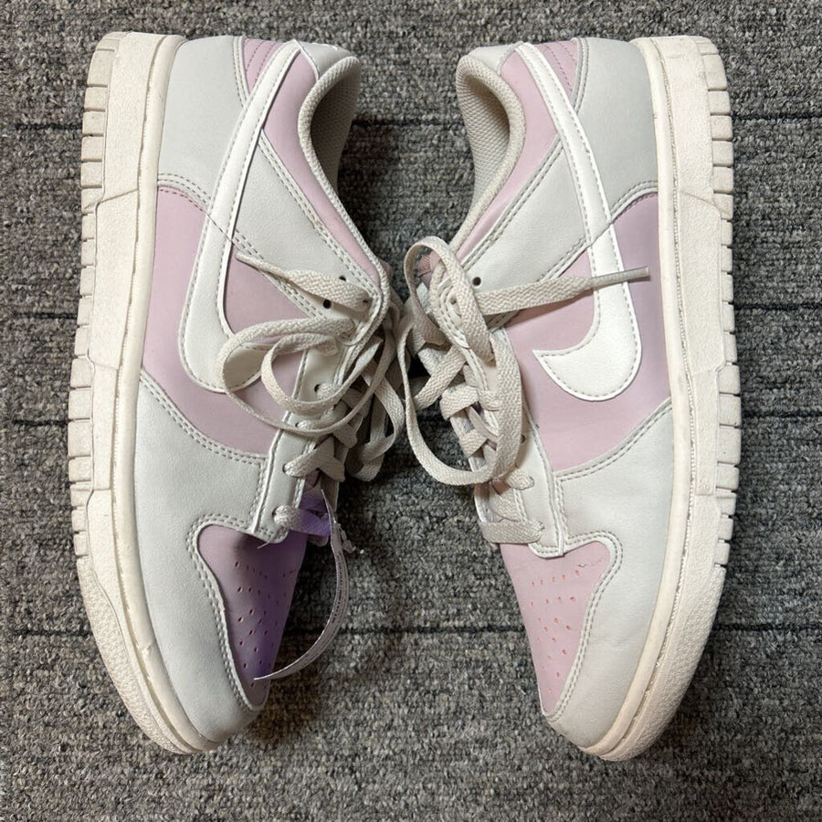 NIKE WOMEN'S FOOTWEAR 9