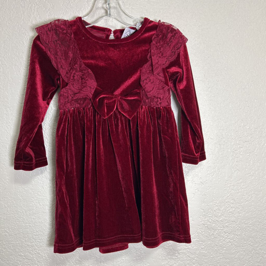 GIRL'S DRESSES