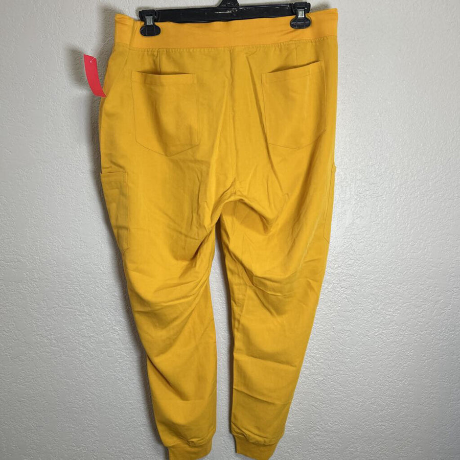 WOMEN'S PANTS