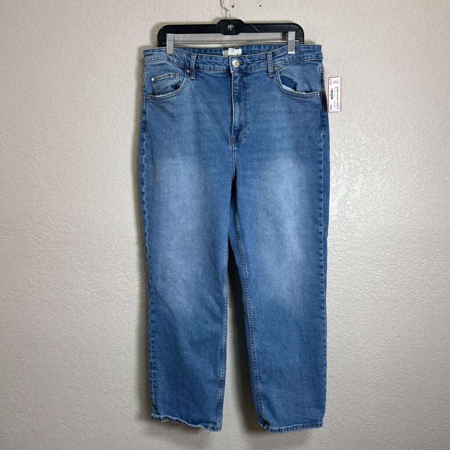H & M WOMEN'S JEANS 16