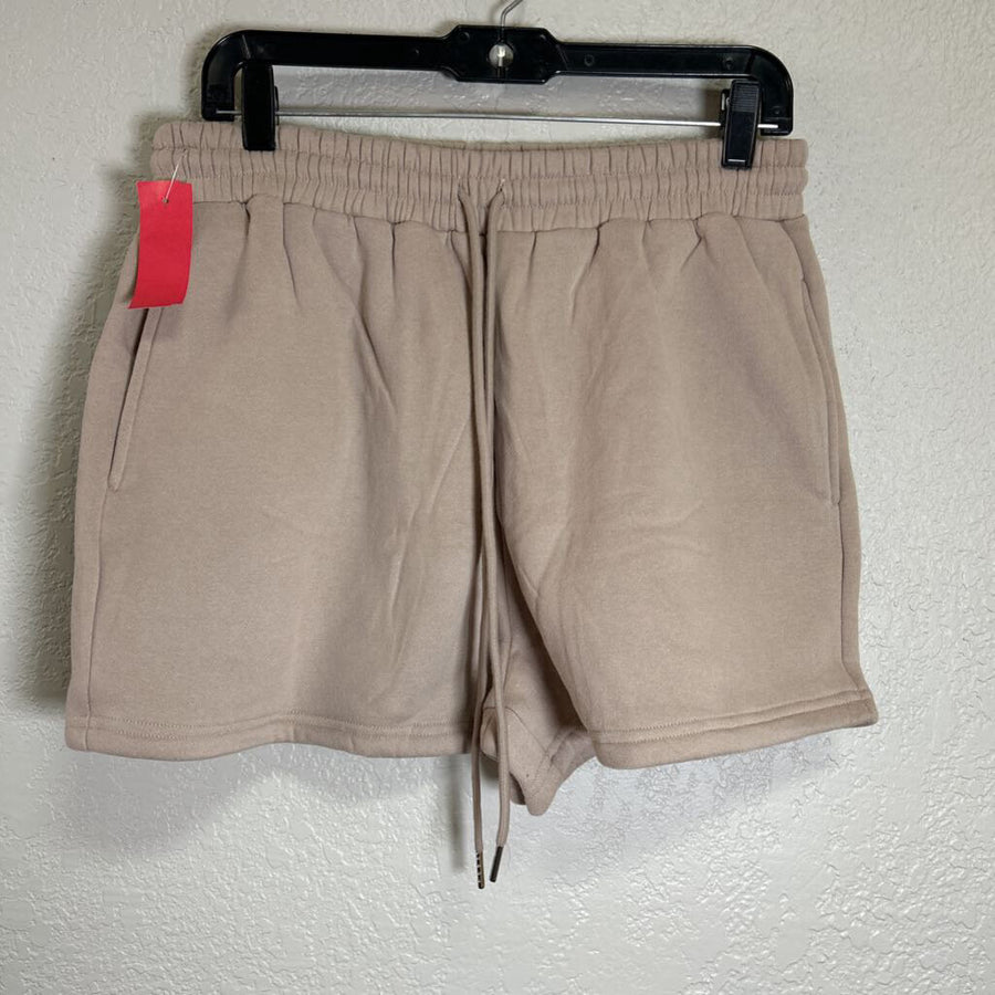 Trendy WOMEN'S SHORTS M