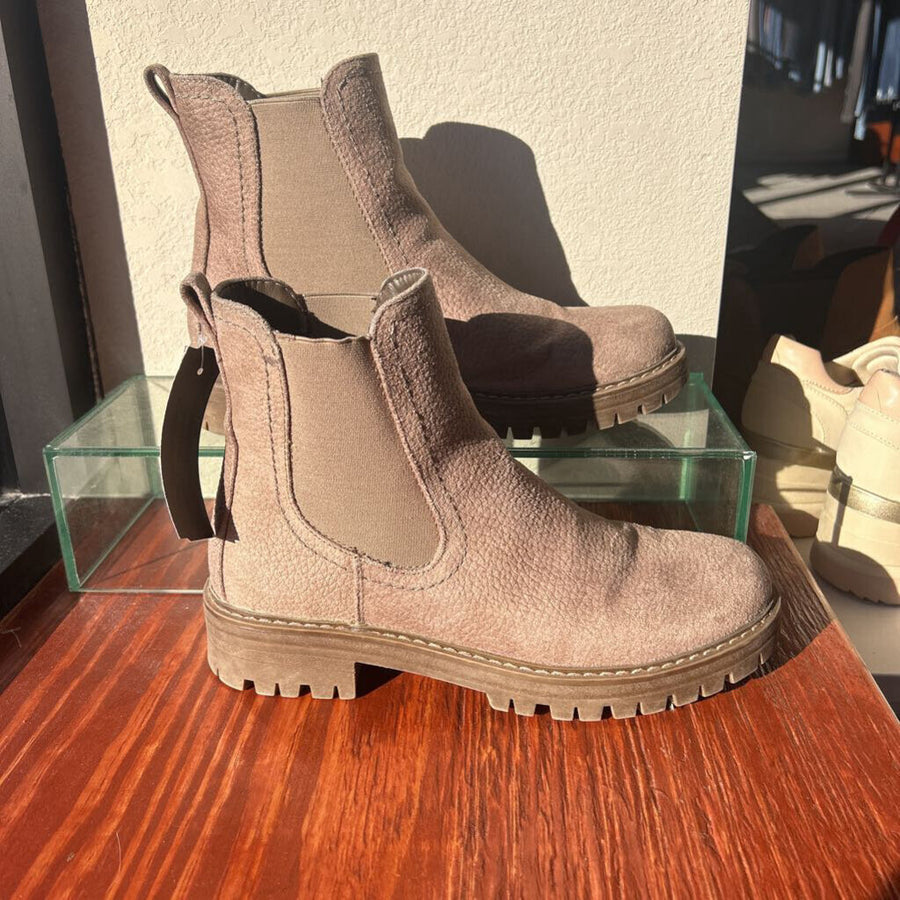 CLIFFS WOMEN'S FOOTWEAR 7.5