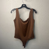 WOMEN'S TOPS L