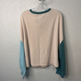 WOMEN'S TOPS