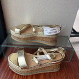 WOMEN'S FOOTWEAR 5