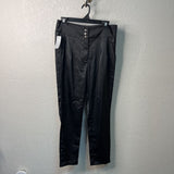 WOMEN'S PANTS 10