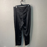 WOMEN'S PANTS 10