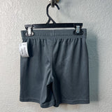 UNDER ARMOUR BOY'S SHORTS 6