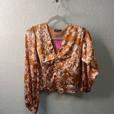 DRESS FORUM WOMEN'S TOPS M