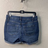 AMAZON ESSENTIALS WOMEN'S SHORTS 6