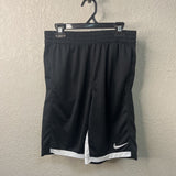 NIKE BOY'S SHORTS YXL