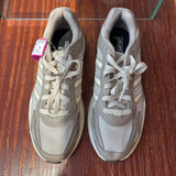 Adidas WOMEN'S FOOTWEAR 8.5
