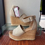 UNIVERSAL THREAD WOMEN'S FOOTWEAR 5.5