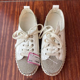 WOMEN'S FOOTWEAR 6