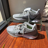 NIKE WOMEN'S FOOTWEAR 10.5