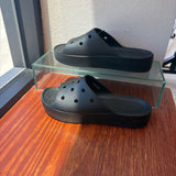 Crocs WOMEN'S FOOTWEAR 9