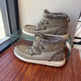 HEY DUDE WOMEN'S FOOTWEAR 9