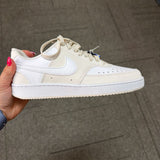NIKE WOMEN'S FOOTWEAR 8