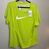 NIKE WOMEN'S TOPS 2XL