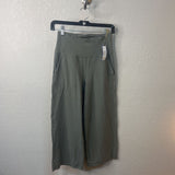Lululemon WOMEN'S ATHLETIC 6
