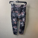 Lululemon WOMEN'S ATHLETIC 6