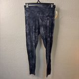Lululemon WOMEN'S ATHLETIC 6