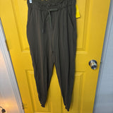 Lululemon WOMEN'S ATHLETIC 4
