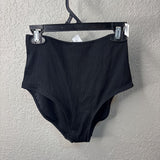 WOMEN'S SWIM M