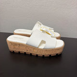WOMEN'S FOOTWEAR 9