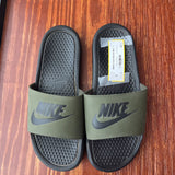 NIKE MEN'S FOOTWEAR 9