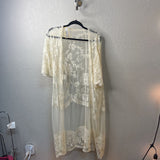 WOMEN'S TOPS