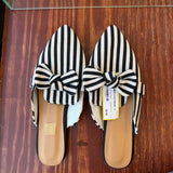 WOMEN'S FOOTWEAR 8