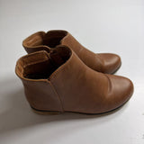 GIRL'S FOOTWEAR 12