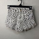 WOMEN'S SHORTS 4