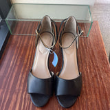 WOMEN'S FOOTWEAR 9