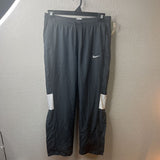 NIKE WOMEN'S ATHLETIC L