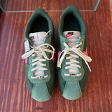 NIKE WOMEN'S FOOTWEAR 8.5