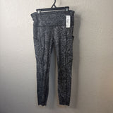 Lululemon WOMEN'S ATHLETIC 6