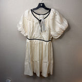 IN FEBRUARY WOMEN'S DRESSES M