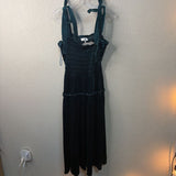 IN FEBRUARY WOMEN'S DRESSES L