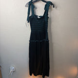IN FEBRUARY WOMEN'S DRESSES M