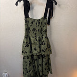 IN FEBRUARY WOMEN'S DRESSES M